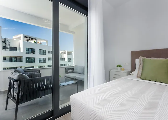 Figaro Terrace And Pool