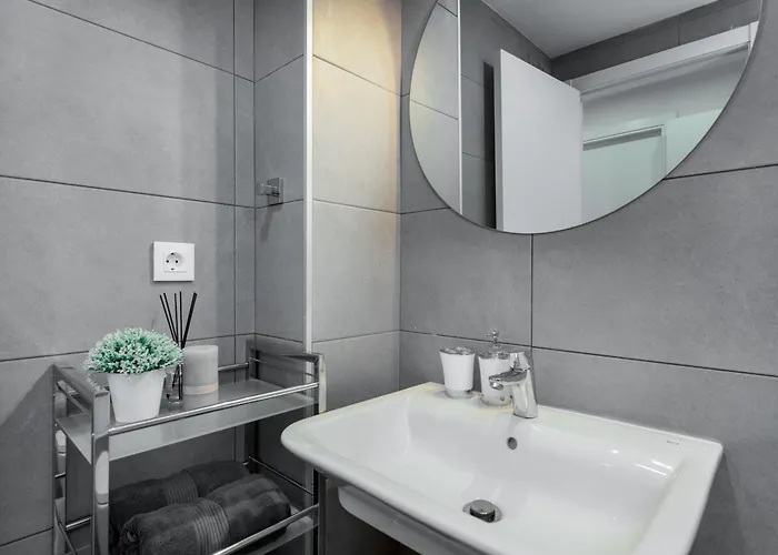 Apartment Figaro Terrace And Pool Estepona