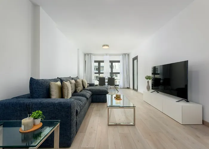 Apartment Figaro Terrace And Pool Estepona