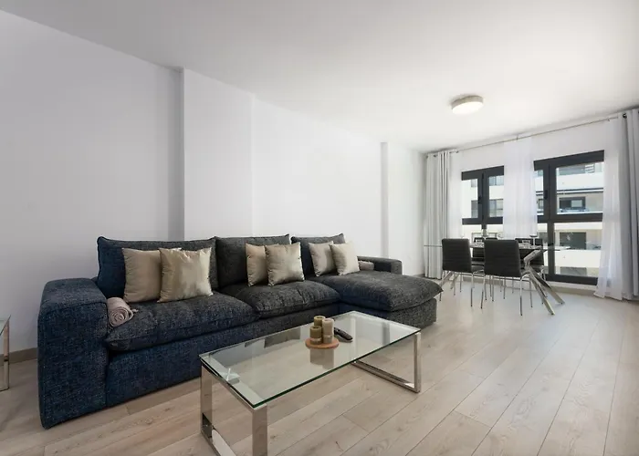 Figaro Terrace And Pool Estepona