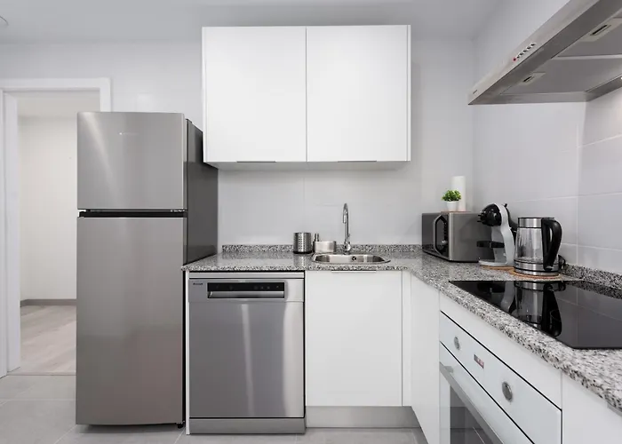 Figaro Terrace And Pool *