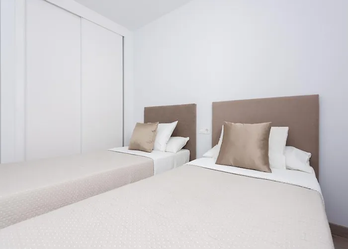 Figaro Terrace And Pool *